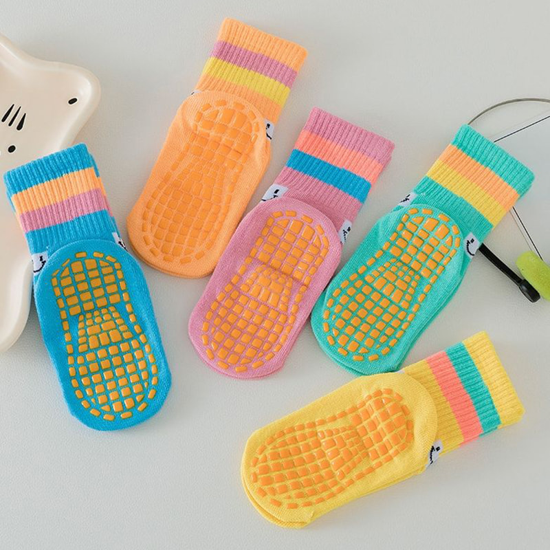 Pengilang Sock Non Slip Borong Tube Mid Tube Trampoline, Stoking Permainan Kanak -kanak Pendidikan Awal Tinggi Pengilang Sock Non Slip Borong Tube Mid Tube Trampoline, Stoking Permainan Kanak -kanak Pendidikan Awal Tinggi