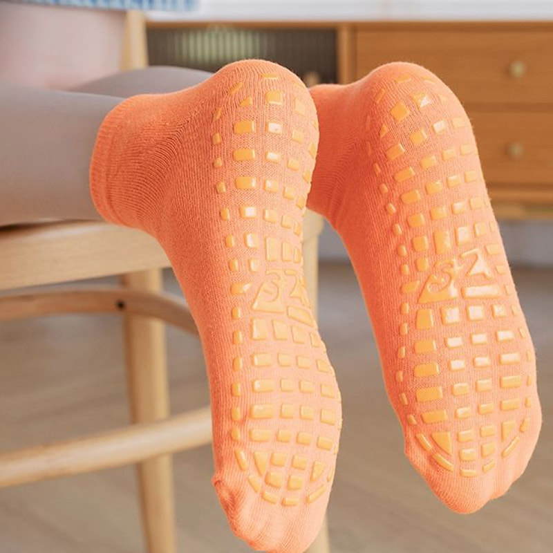 Stoking yoga dewasa Stoking yoga dewasa