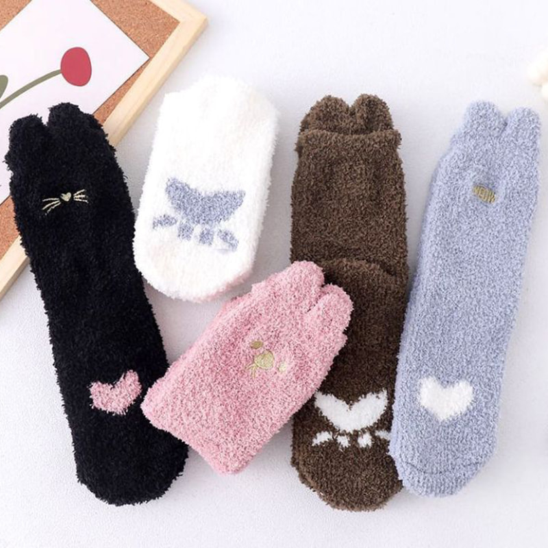 Stoking bulu karang, kaus kaki pertengahan kanak-kanak, kuku kucing musim luruh dan musim sejuk, comel, slip anti, tidur hangat, lantai tidur