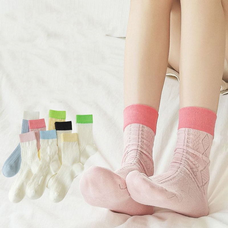 Berbentuk Diamond Wanita Berbentuk Musim Panas Hollow Mesh Bernafas Mid Tube Stocks